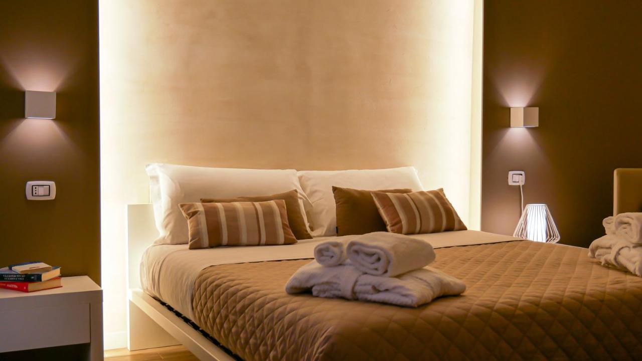 La Banchina Holiday Rooms Trani Exterior foto