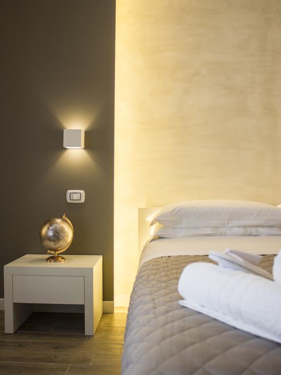 La Banchina Holiday Rooms Trani Exterior foto