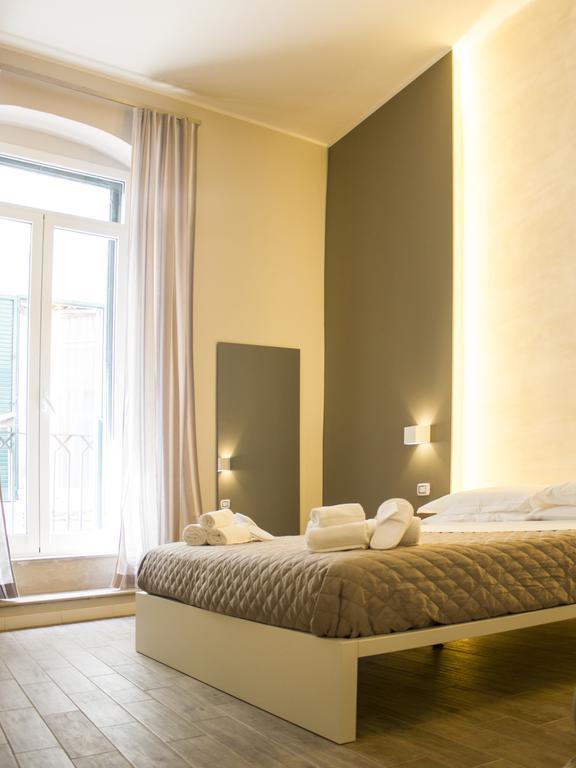 La Banchina Holiday Rooms Trani Exterior foto