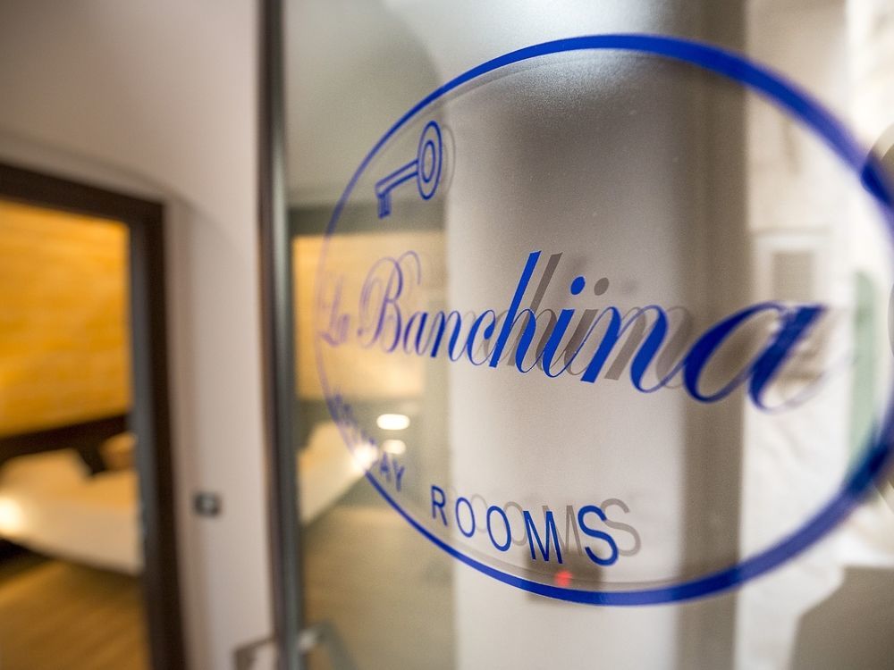 La Banchina Holiday Rooms Trani Exterior foto